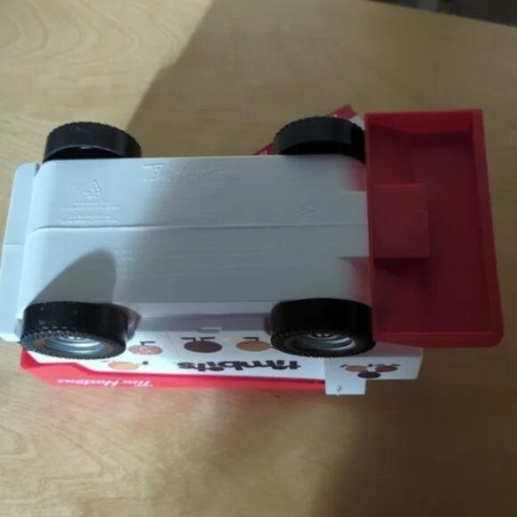 Tim Hortons Zamboni Hockey Card holder Brand New - Picture 6 of 9